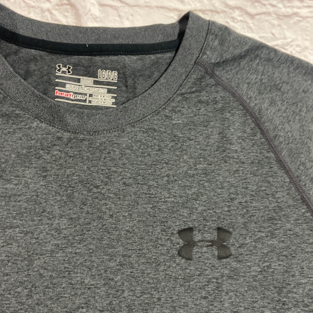 Under Armour Shirt Loose Fit HeatGear